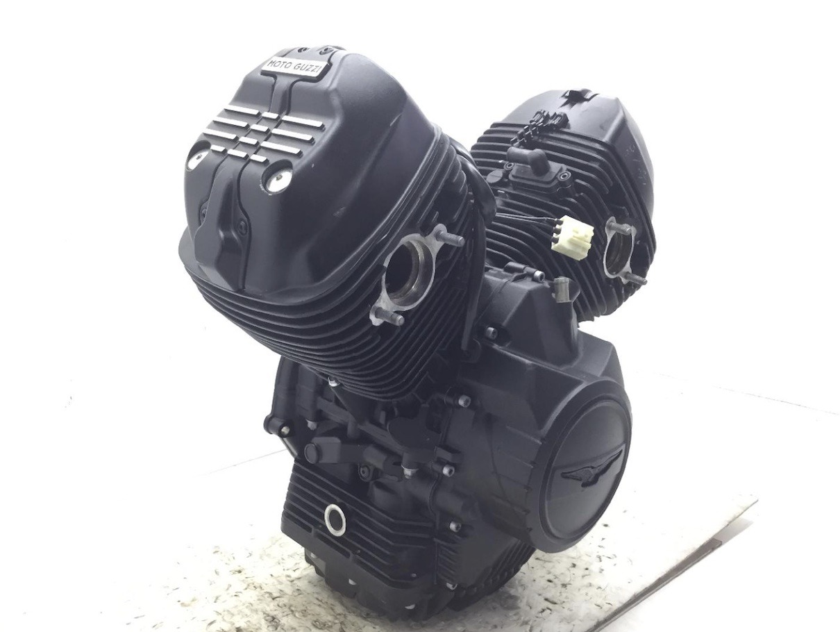 How to Paint Moto Guzzi Engines